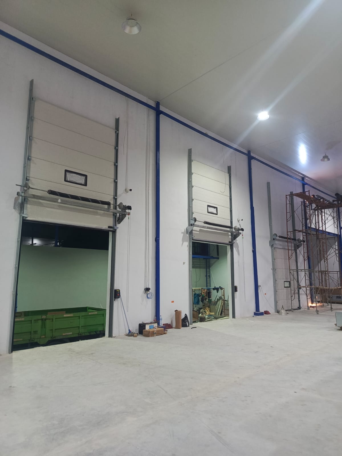 sectional door terbaru